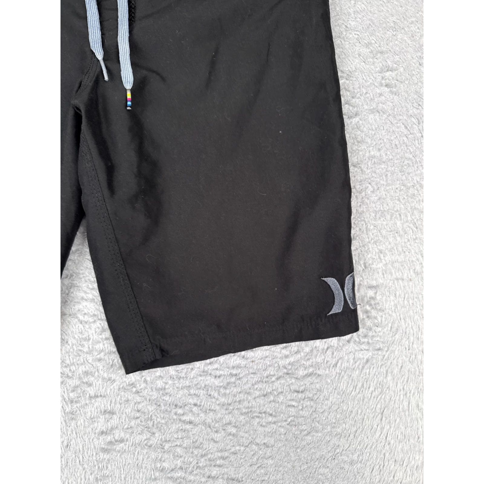 Hurley Hurley Board Shorts Mens 29x10 Black Swim Trunks Drawstring Cargo Pocket Surf Size US 29 - 2 Thumbnail