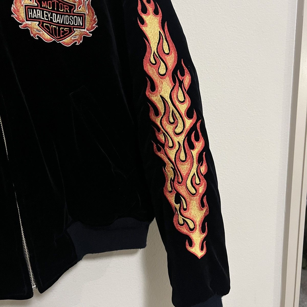 Harley Davidson vintage harley davidson chrome sweet chrome velour jacket Size US M / EU 48-50 / 2 - 3 Thumbnail