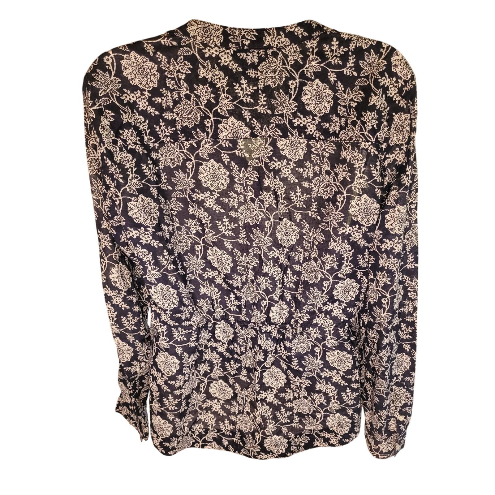Eddie Bauer Eddie Bauer Women Blouse Blk/Wht Floral Long Sleeve Sz M Size M / US 6-8 / IT 42-44 - 3 Thumbnail