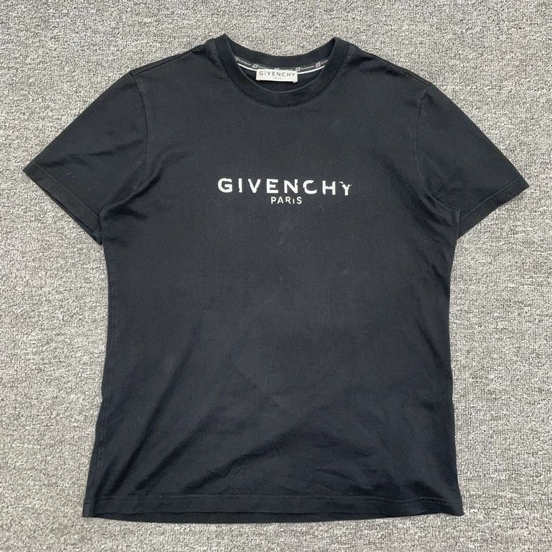 Givenchy Givenchy A0891 Black Chest Destruction Logo Short Sleeve Size US M / EU 48-50 / 2 - 1 Thumbnail