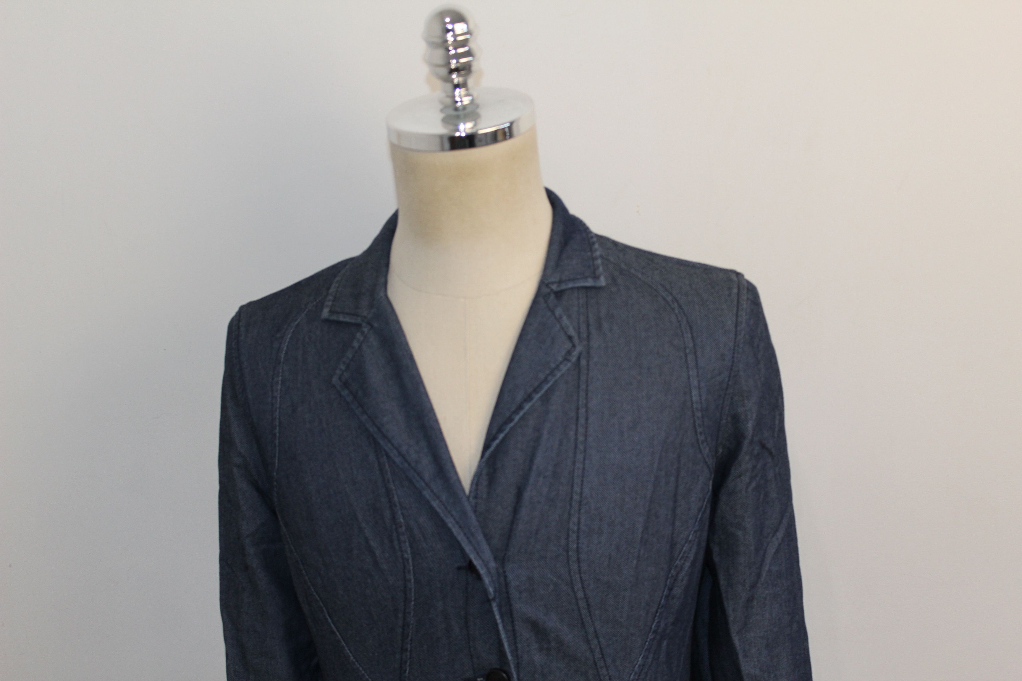 Armani Women's Armani Exchange Denim Blazer Jacket Size L / US 10 / IT 46 - 4 Thumbnail