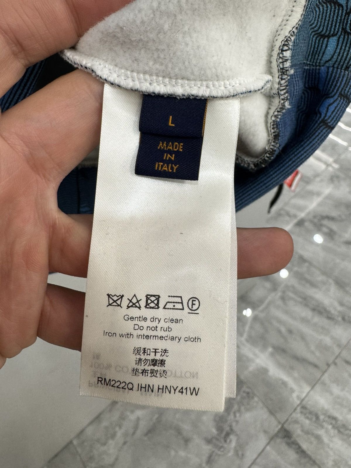 Louis Vuitton Louis Vuitton 2054 Hoodie Size US L / EU 52-54 / 3 - 6 Thumbnail