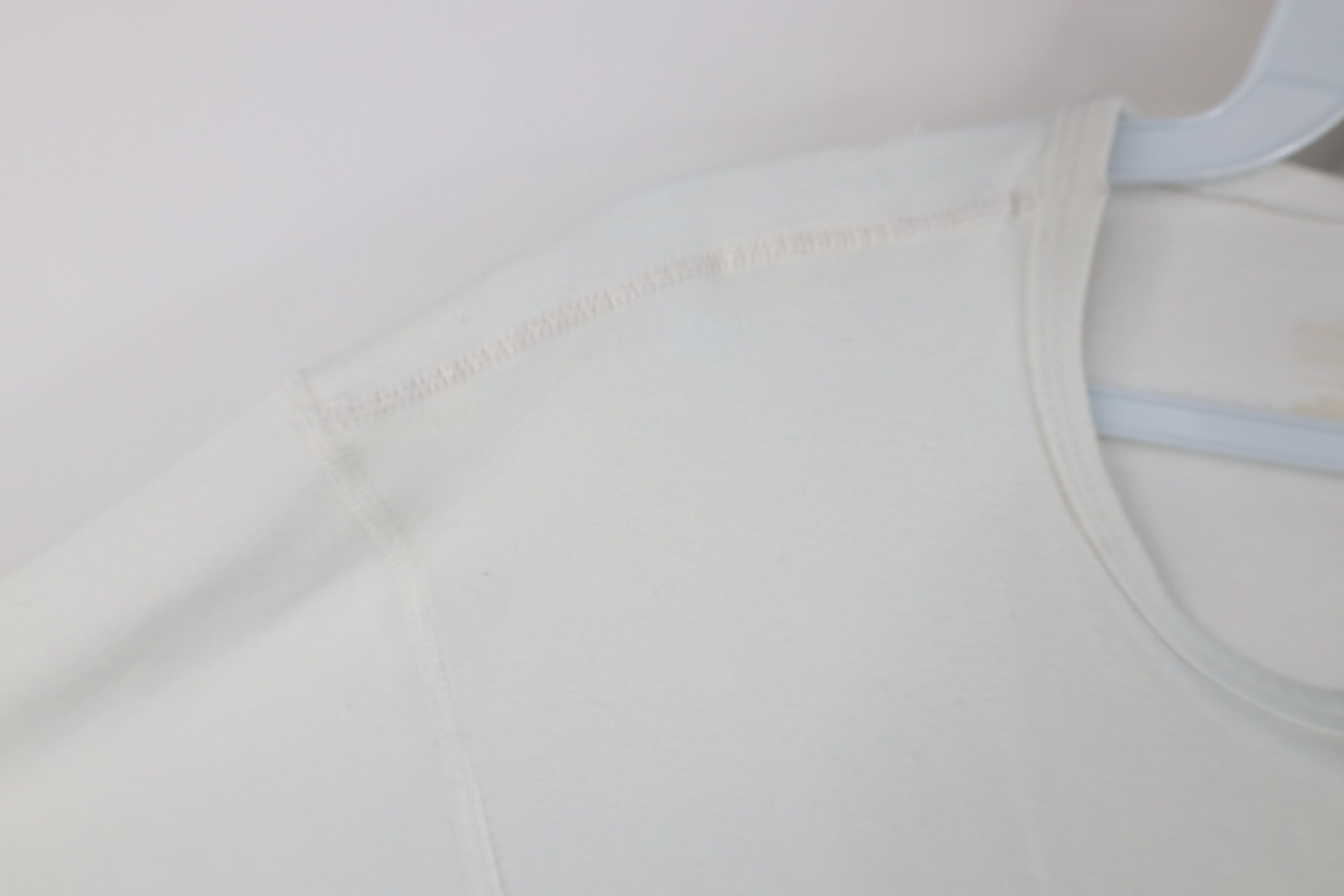 Nike Vintage Nike Travis Scott Mini Swoosh Knit T-Shirt White Size US S / EU 44-46 / 1 - 7 Thumbnail