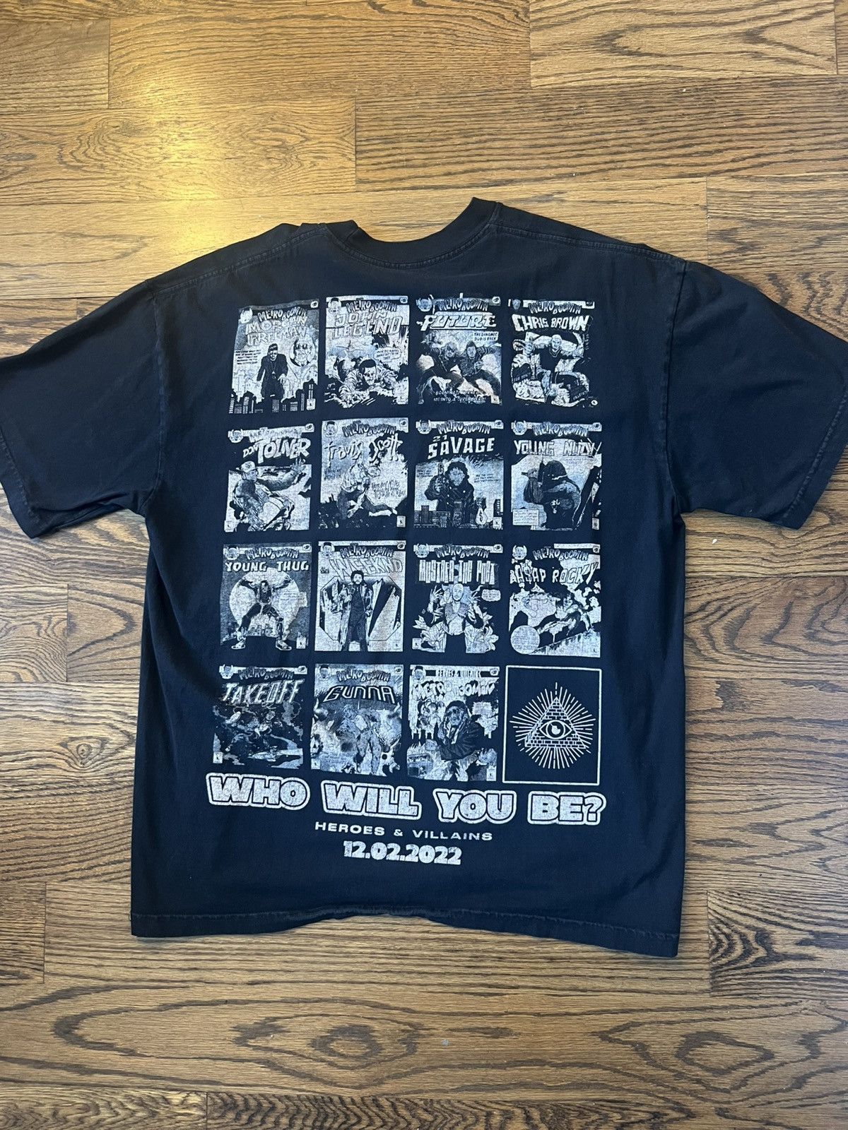 Band Tees Metro Boomin Heroes & Villains tee Size US XL / EU 56 / 4 - 2 Thumbnail