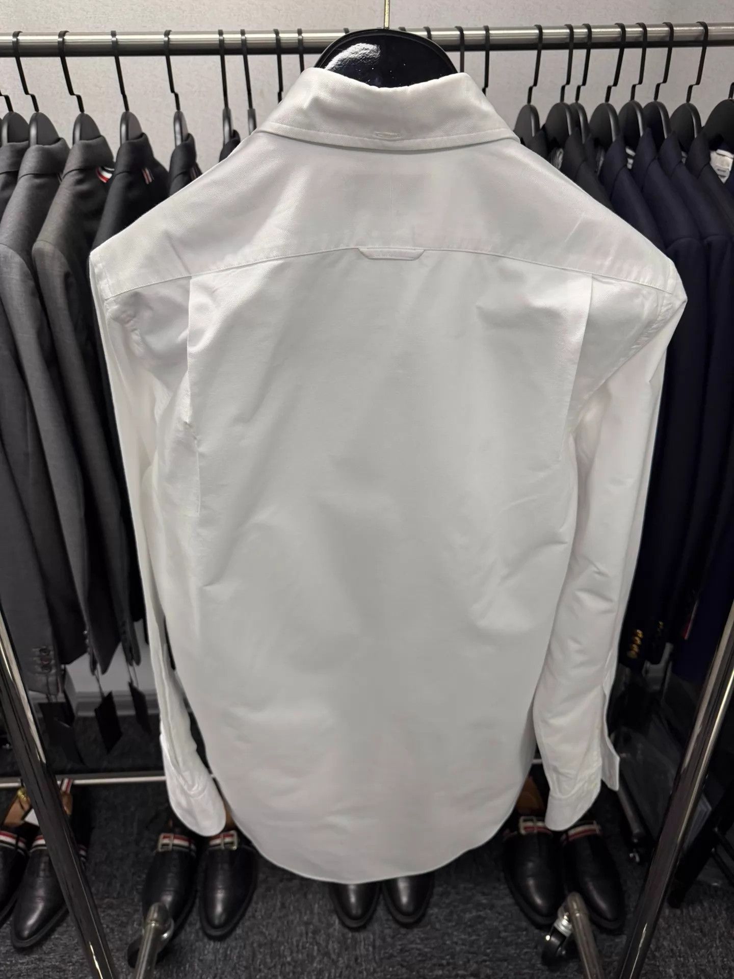 Thom Browne THOM BROWNE Classic 3Color Placket White Oxford Shirt Size 3 Size US L / EU 52-54 / 3 - 2 Thumbnail