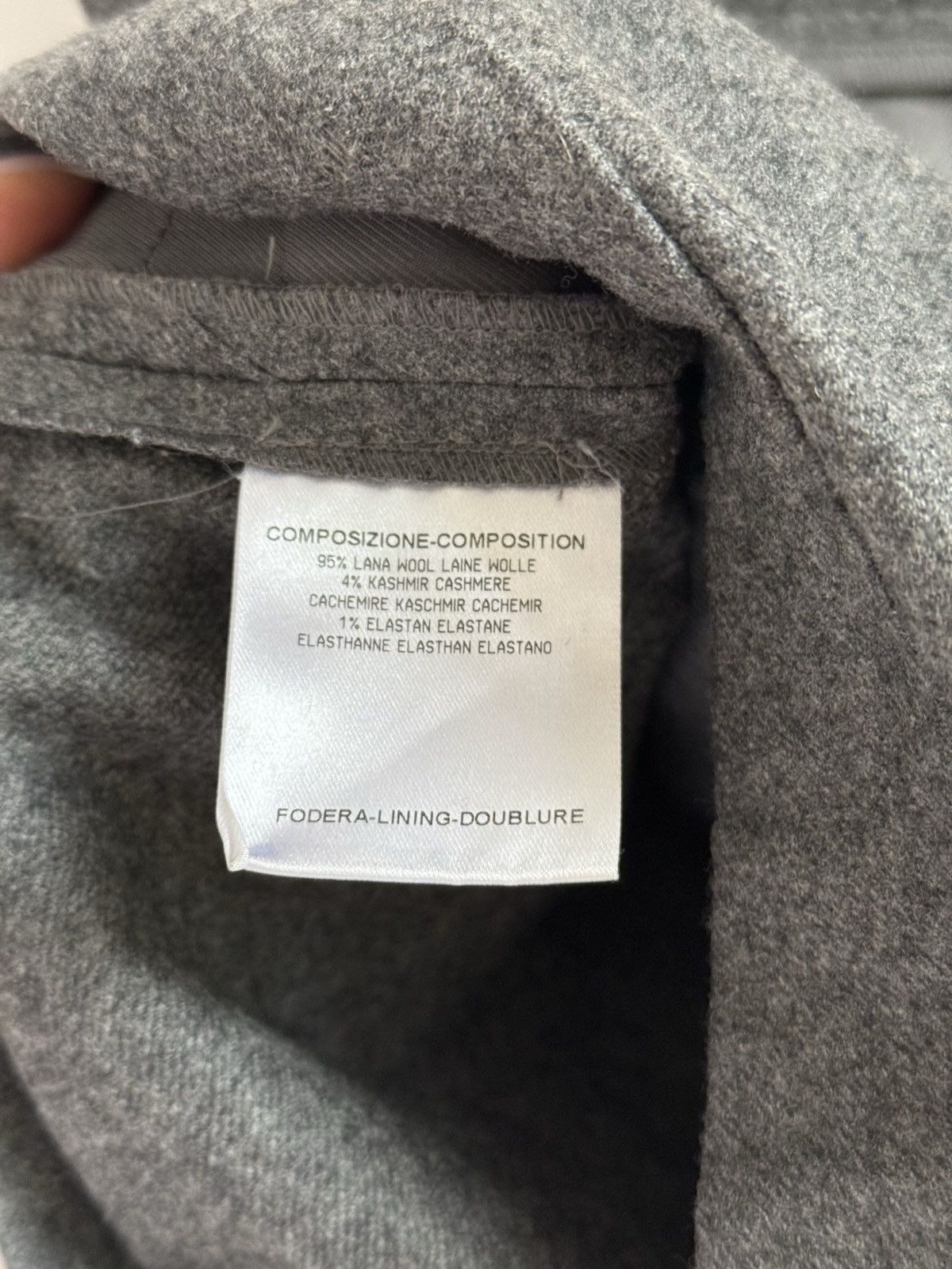 Designer × Gucci × Vintage Gucci Grey Wool and Cashmere Mini Shorts Size 30" / US 8 / IT 44 - 7 Thumbnail