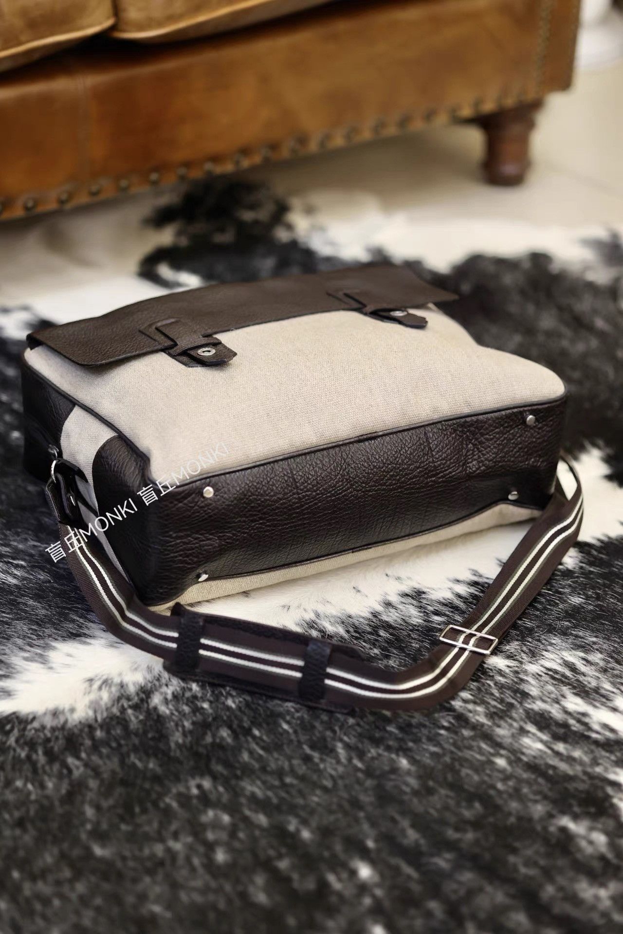 Alfred Dunhill Dunhill Travel Bag Crossbody Shoulder Gym Men's Bag K32 Size ONE SIZE - 9 Thumbnail