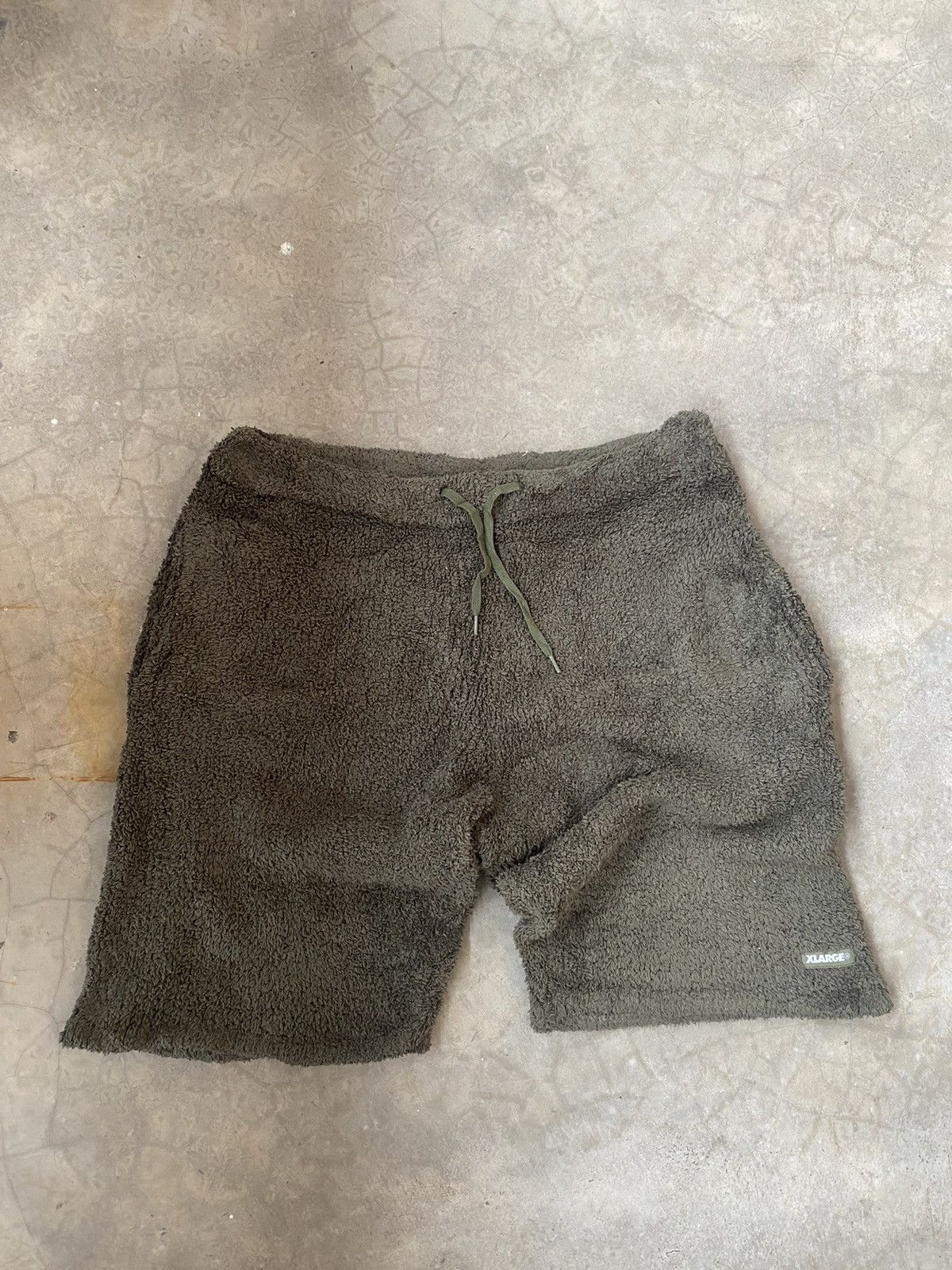 X-LARGE MEN LARGE SWEATSHORT PANTS