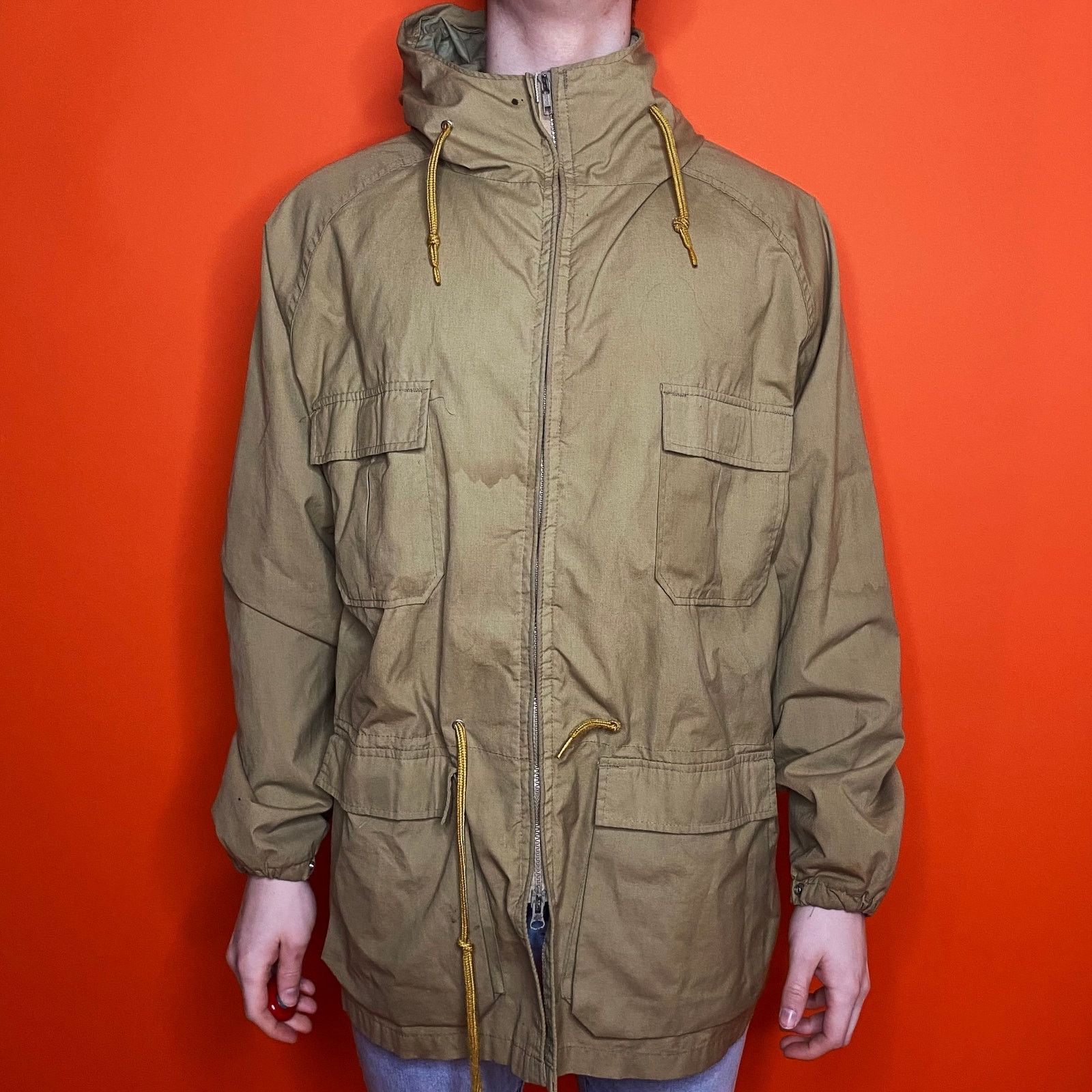 image of Crazy Vintage 90's Woolrich Puffer Jacket Made In Usa in Tan, Men's (Size XL)