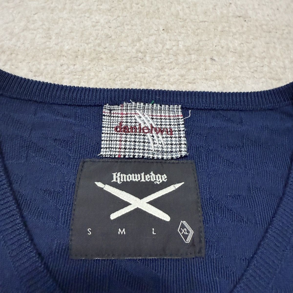 Other Daniel Wu MOVIE WORN Merino Cashmere Sweater Blue Actor Size US XL / EU 56 / 4 - 3 Thumbnail