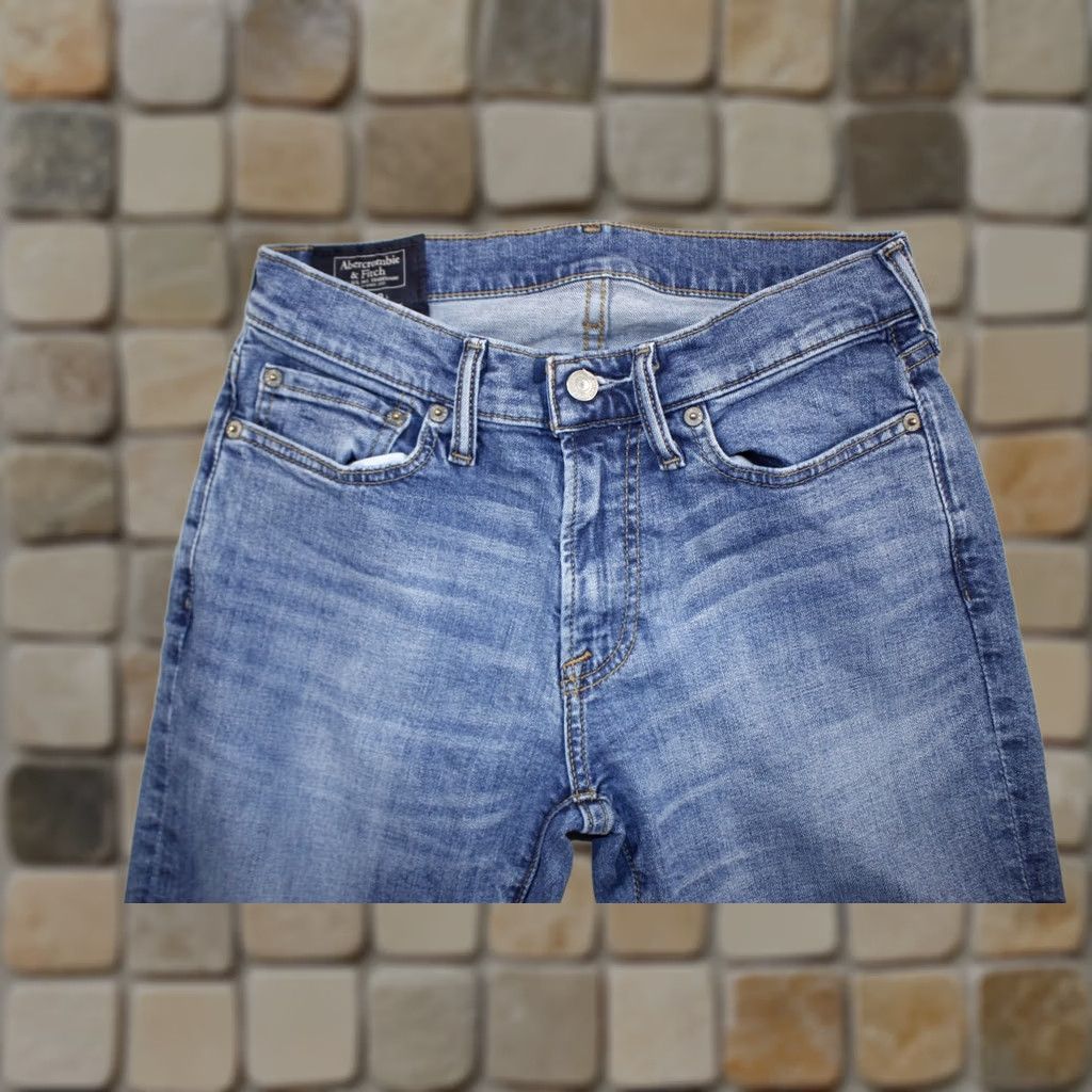 Abercrombie & Fitch Abercrombie & Fitch Jeans Men's 28x30 Kennan Straight Stretch Distressed Med Wash Size US 28 / EU 44 - 1 Thumbnail