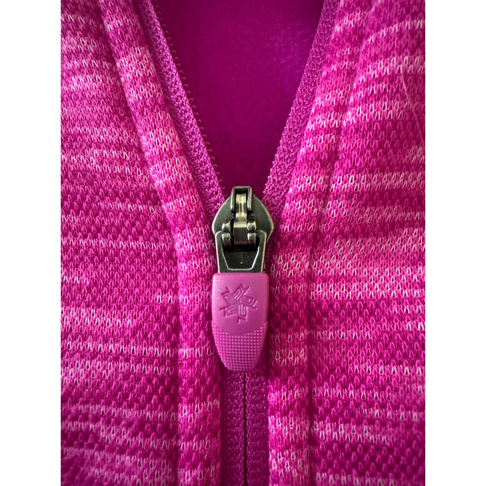 Tek Gear Tek Gear Small Pink Long Sleeves Thumb Holes Full Zip Jacket Size S / US 4 / IT 40 - 4 Thumbnail