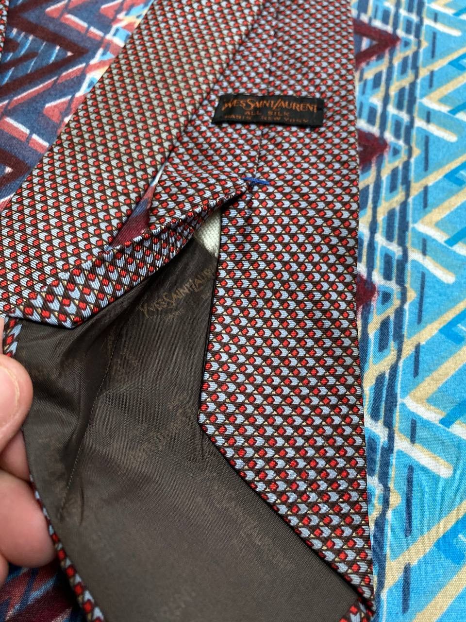 Yves Saint Laurent YVES SAINT LAUREN Tie Pointed Print Casual Clasic Size ONE SIZE - 9 Thumbnail