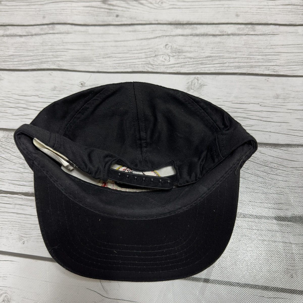 Vintage Vintage Jurassic Park hat Size ONE SIZE - 2 Thumbnail