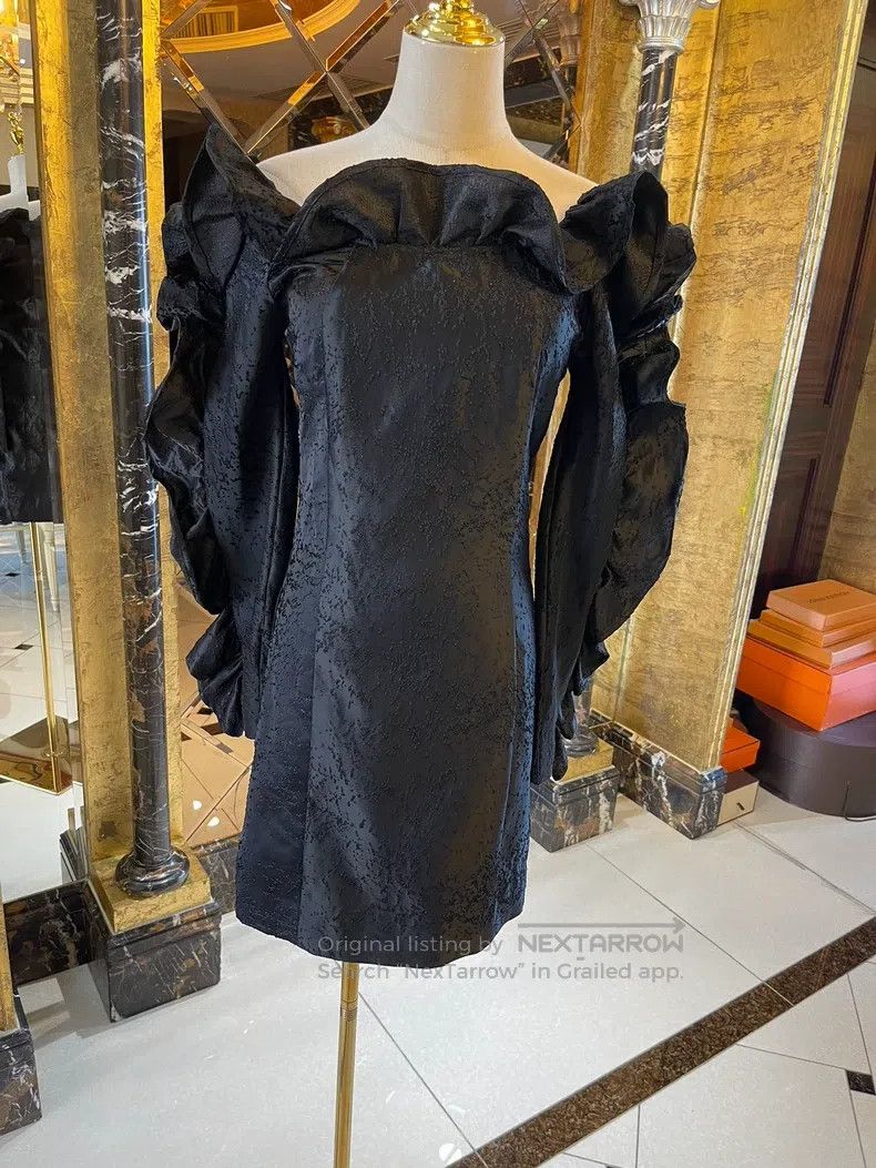 Valentino Valentino Dress dress Size M / US 6-8 / IT 42-44 - 1 Thumbnail