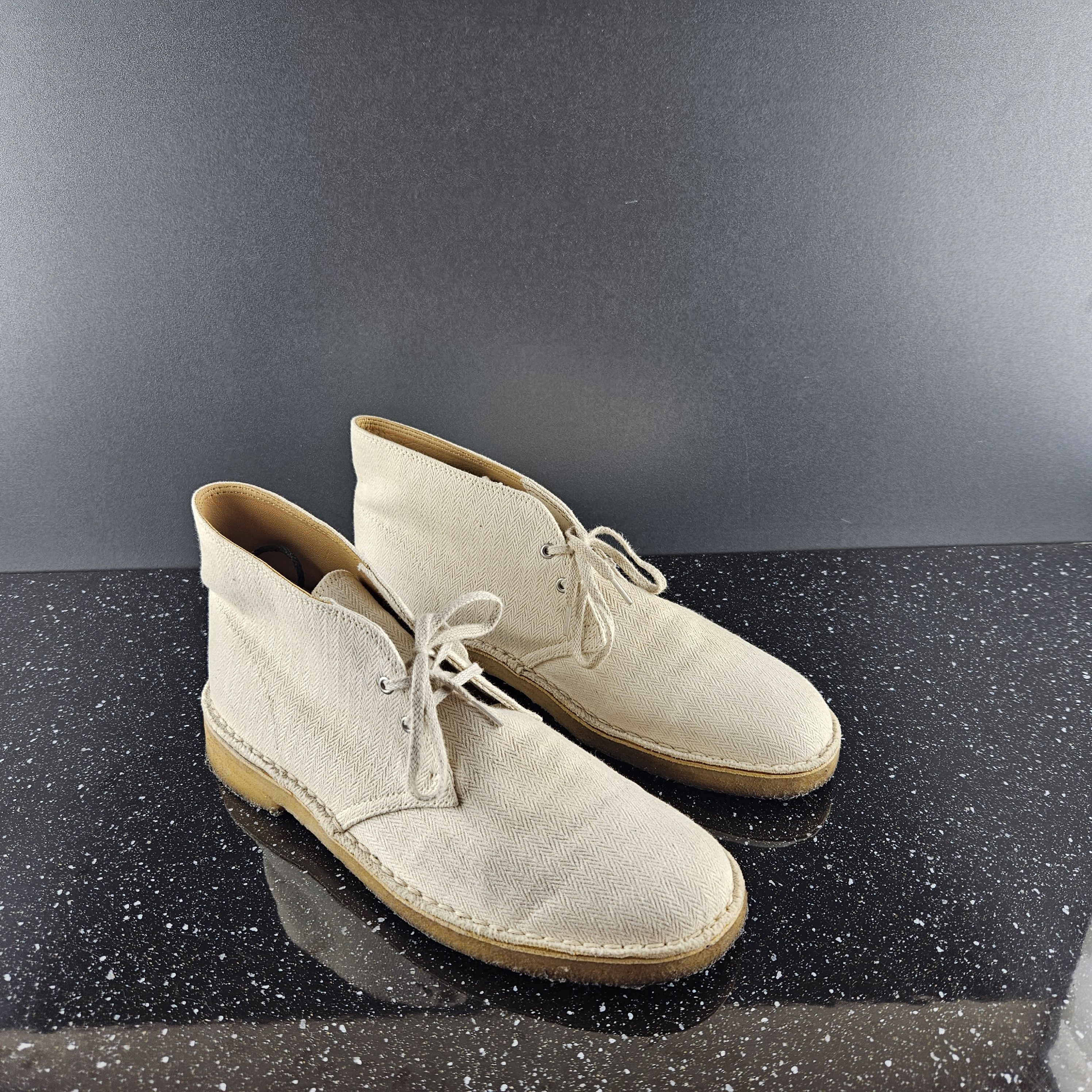 Clarks Clarks Originals Desert boots beige canvas Size US 9 / EU 42 - 4 Thumbnail