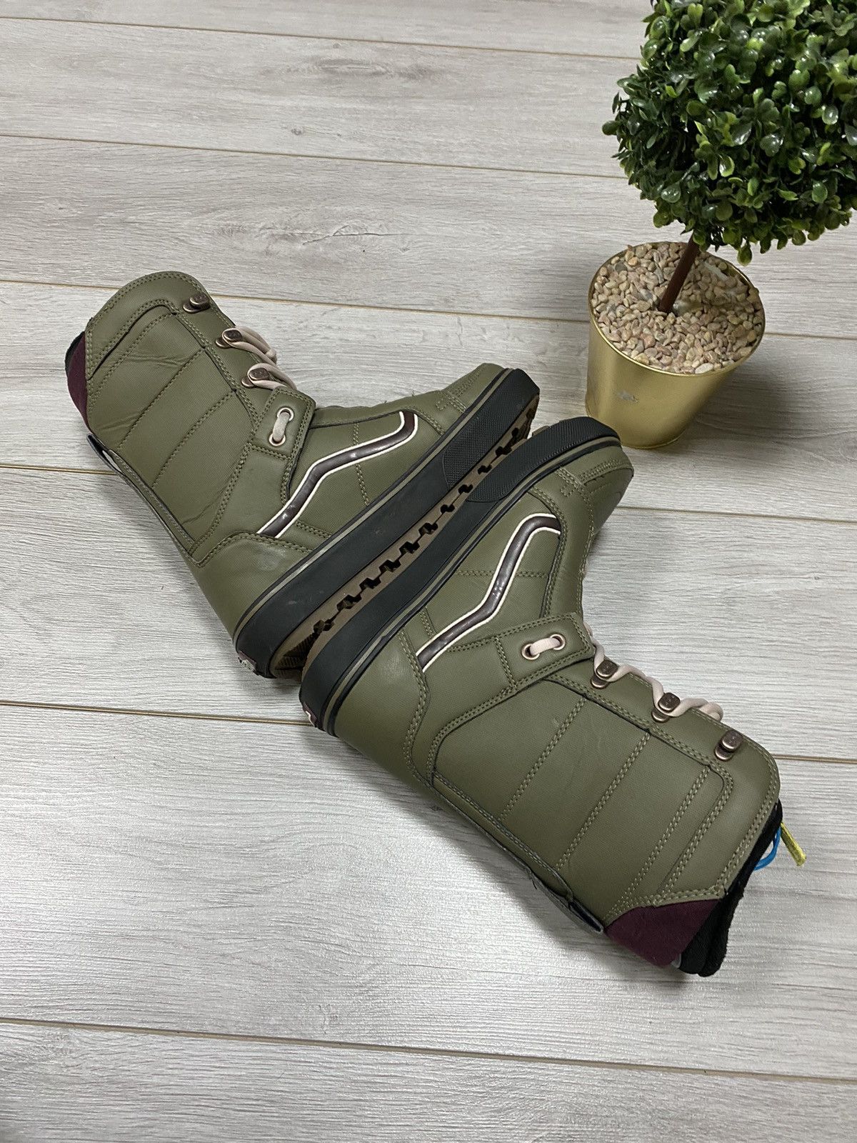 Vans VANs Hi-Standard OG Snowboard ski Boots Size US 8.5 / IT 38.5 - 9 Thumbnail