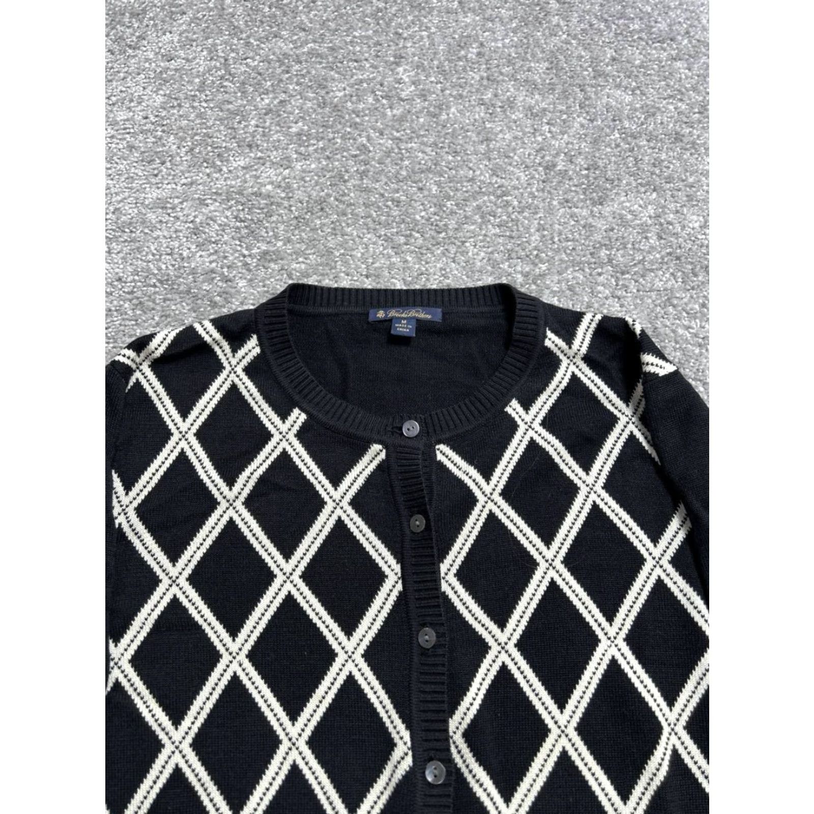 Brooks Brothers Brooks Brothers Cardigan Sweater Women Medium Black Silk Diamond Print Crew Neck Size M / US 6-8 / IT 42-44 - 3 Thumbnail