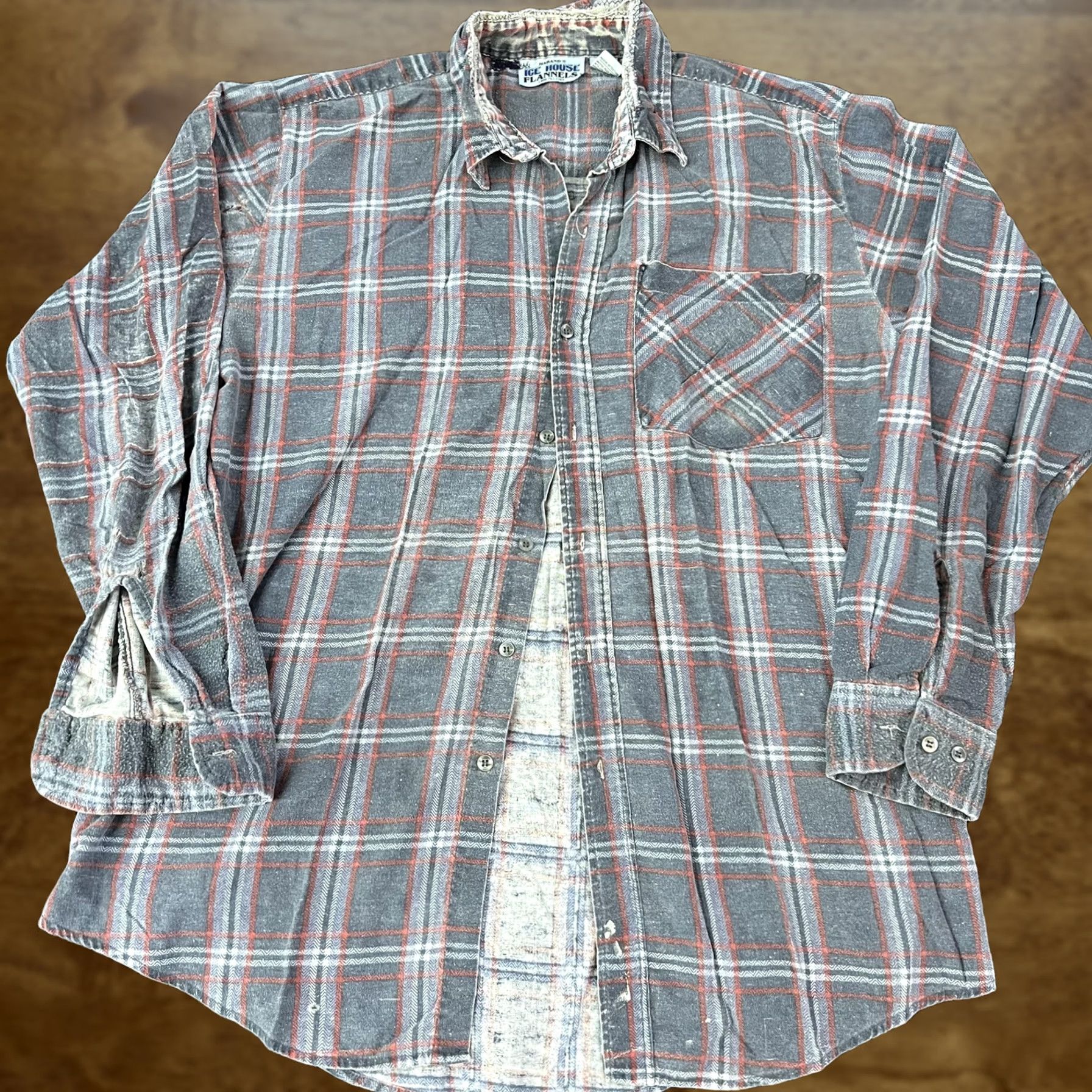 Vintage VINTAGE Haband's Ice House Flannels Shirt Mens LT Gray Plaid Button Long Sleeve Size US L / EU 52-54 / 3 - 1 Thumbnail