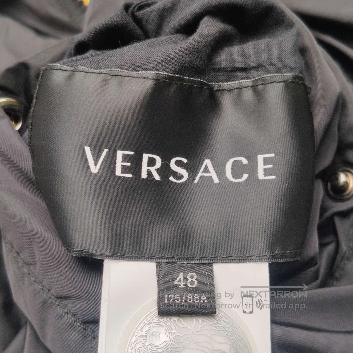 Versace Versace Black Jacket with Gold Medusa Logo M. Size US M / EU 48-50 / 2 - 2 Thumbnail