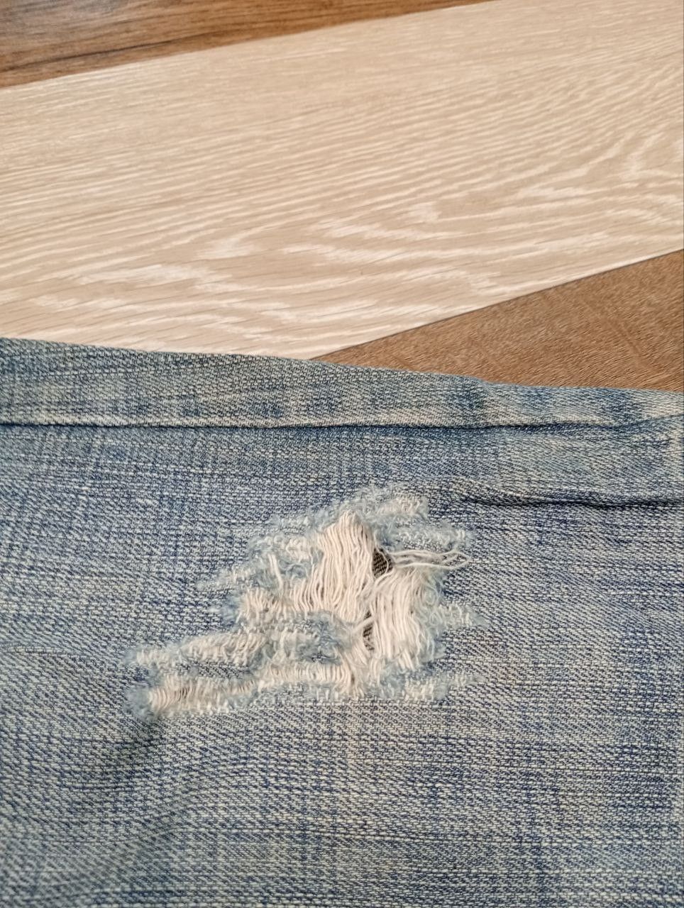 Dolce & Gabbana DOLCE & GABBANA BLUE DENIM DISTRESSED PANTS Size US 32 / EU 48 - 10 Thumbnail