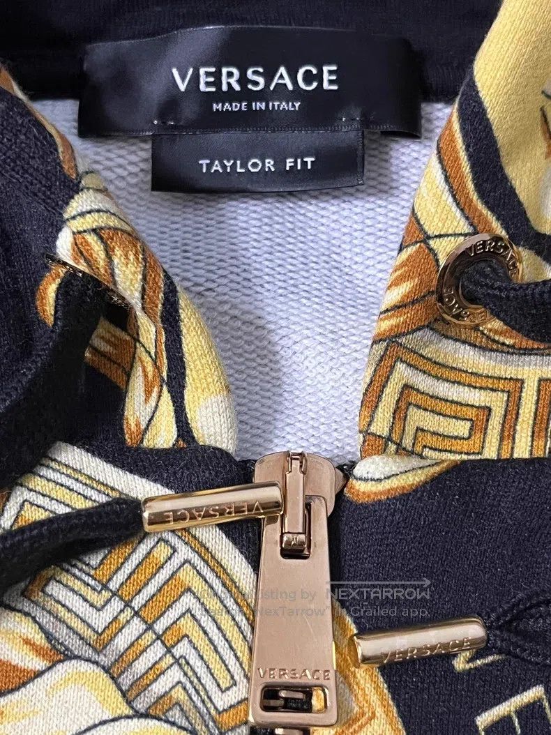 Versace Versace Jacket and sweatshirt Size US M / EU 48-50 / 2 - 3 Thumbnail