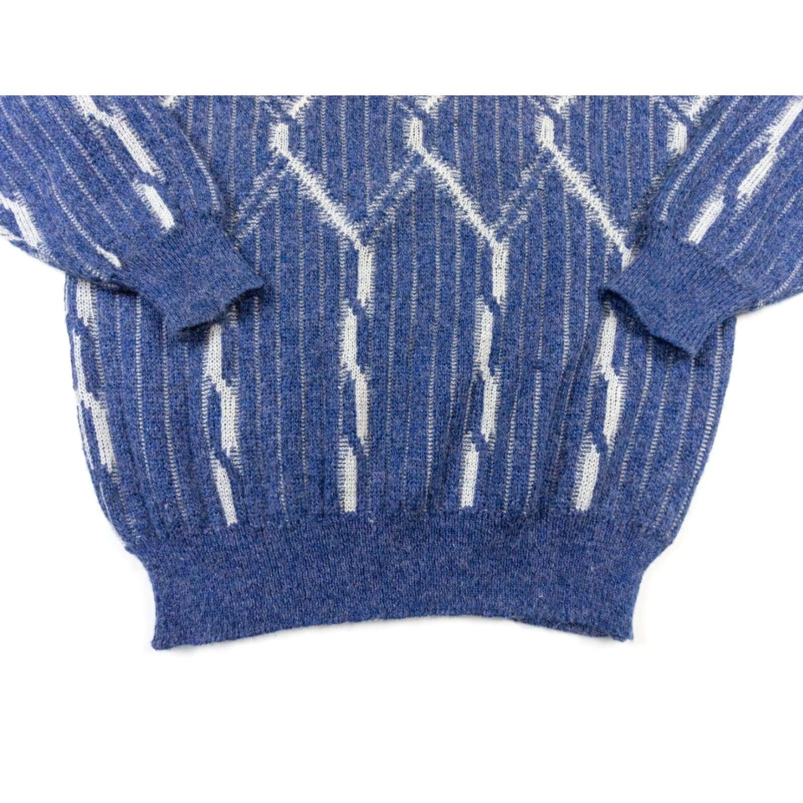 Vintage VINTAGE Michael Jordan Lowell Dreyfus Sweater Shirt Mens Large Blue Crew Neck Knit Pullover All Seasons Preppy 80s-90s Mens Size US L / EU 52-54 / 3 - 3 Thumbnail