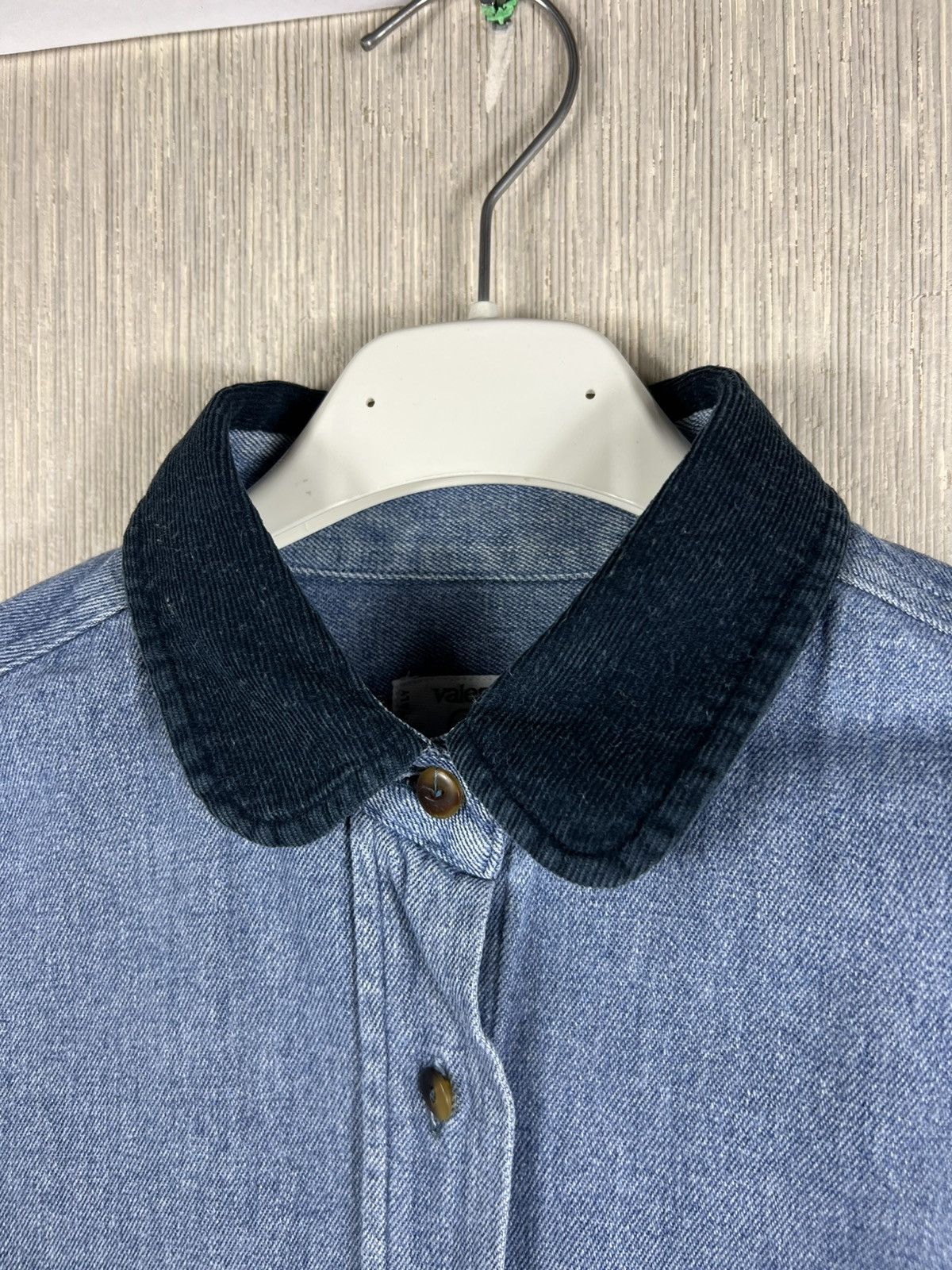 Valentino Vintage 90s Valentino Garavani classic pocket flannel shirt Size M / US 6-8 / IT 42-44 - 14 Thumbnail