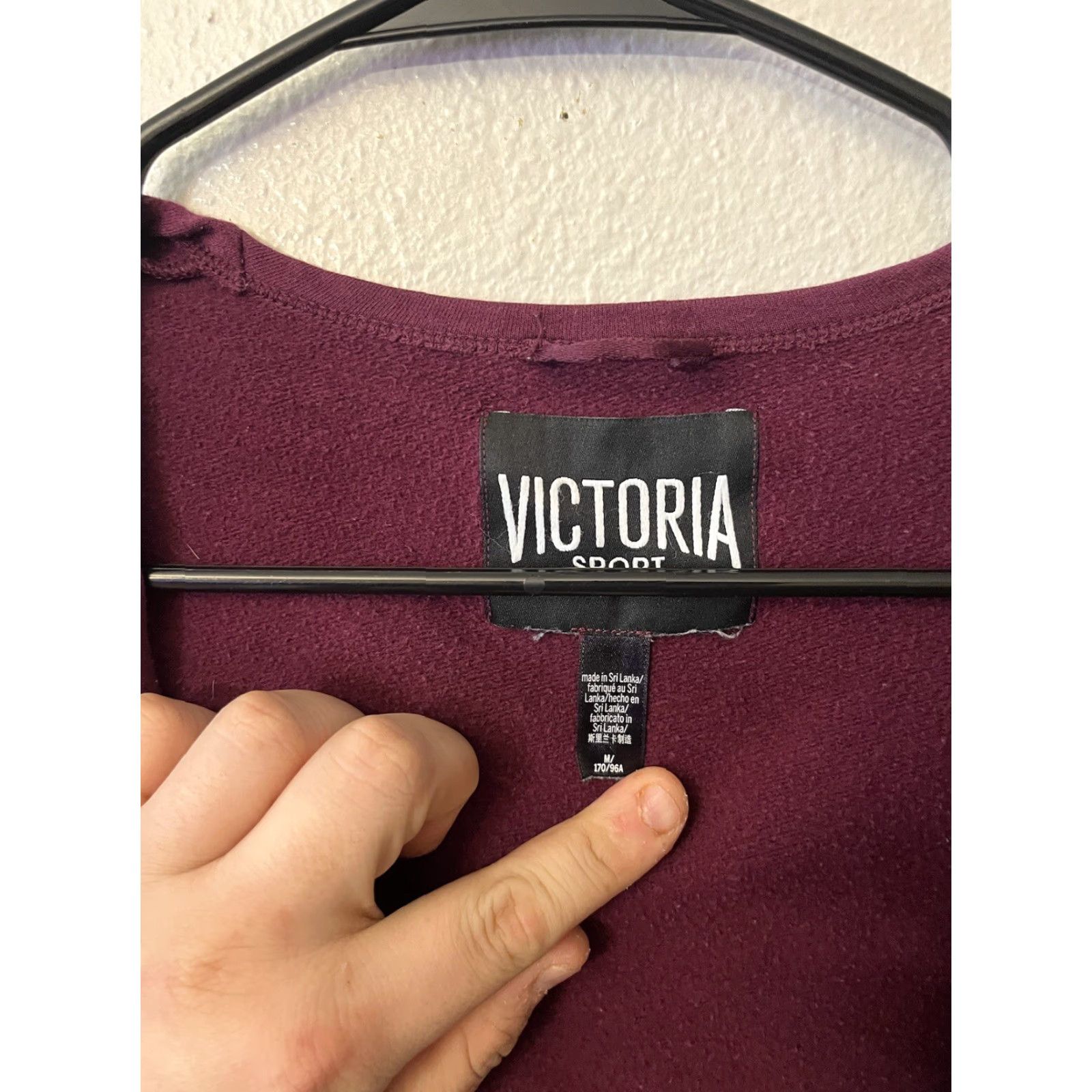 Victoria's Secret VINTAGE Victoria's Secret Burgundy Open Front Cardigan Sweater Medium Women Sports Size M / US 6-8 / IT 42-44 - 3 Thumbnail