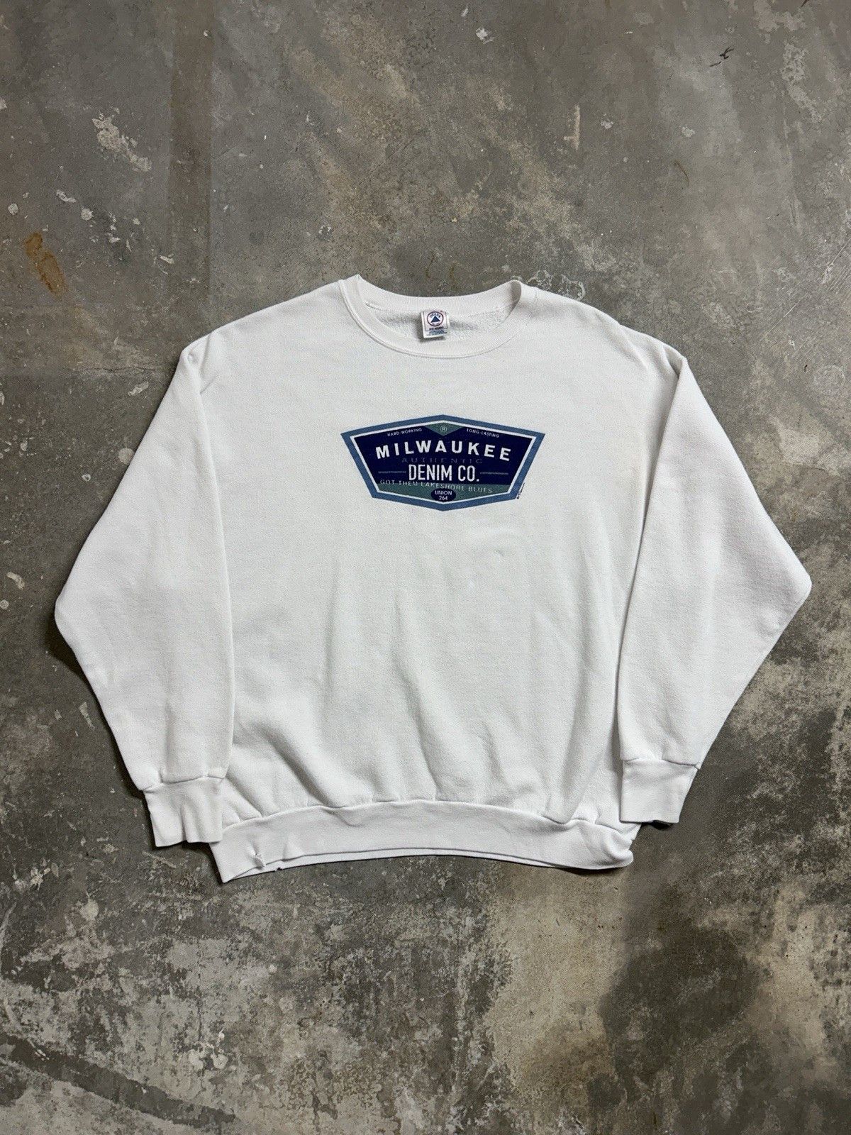 Vintage Vintage 90’s Milwaukee Denim.Co Pullover Sweatshirt Size XL Size US XL / EU 56 / 4 - 1 Thumbnail