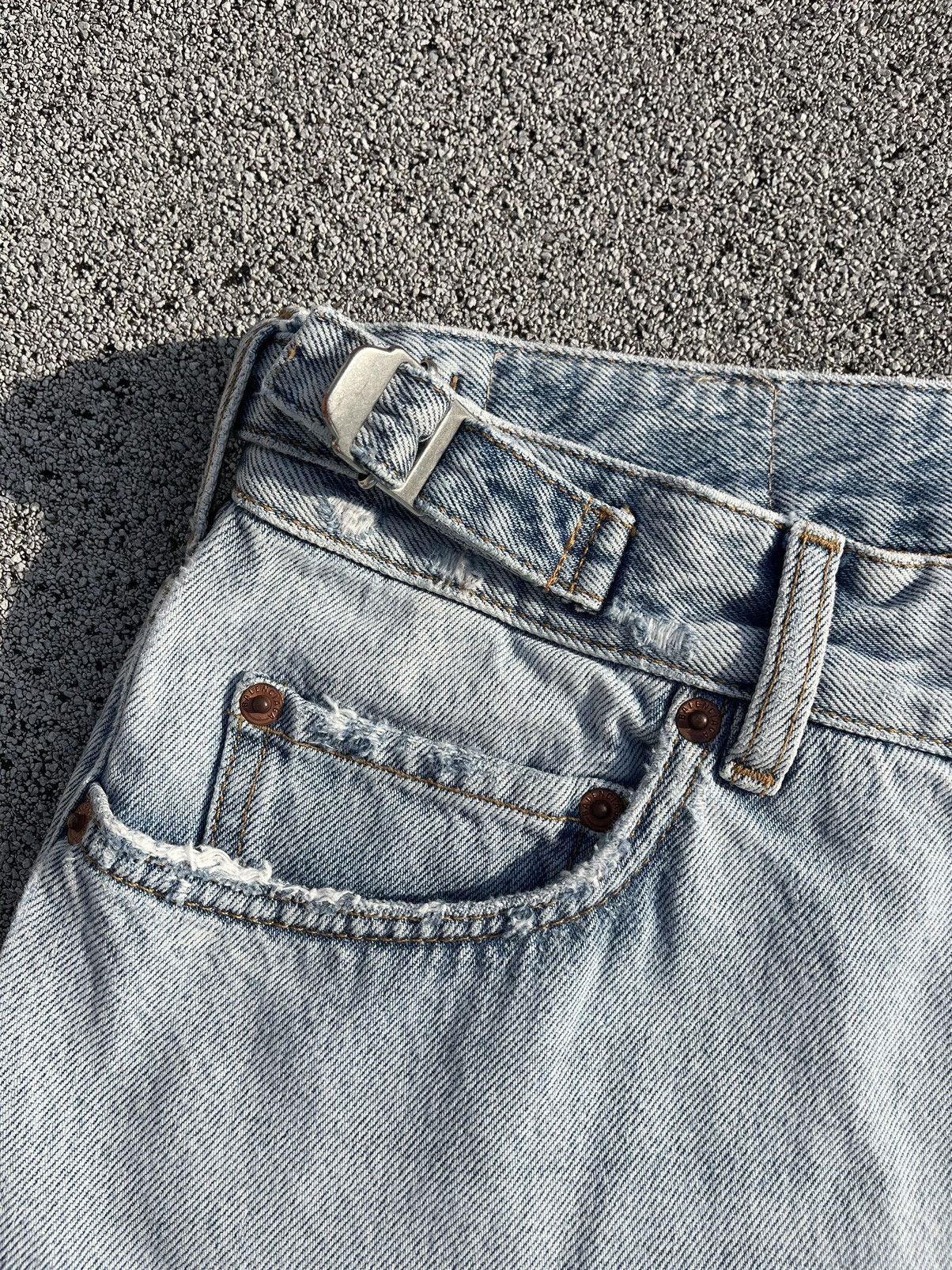 Balenciaga FW21 Balenciaga Light Wash Straight Leg Denim Size US 32 / EU 48 - 4 Thumbnail