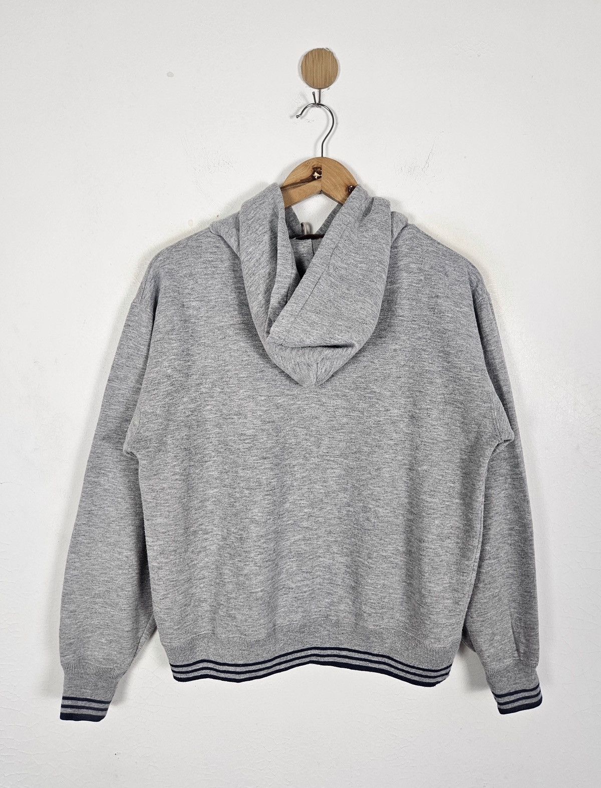 Hook-Ups Vintage Bitch Skateboard Streetwear 90s hoodie sweater Size US M / EU 48-50 / 2 - 2 Thumbnail