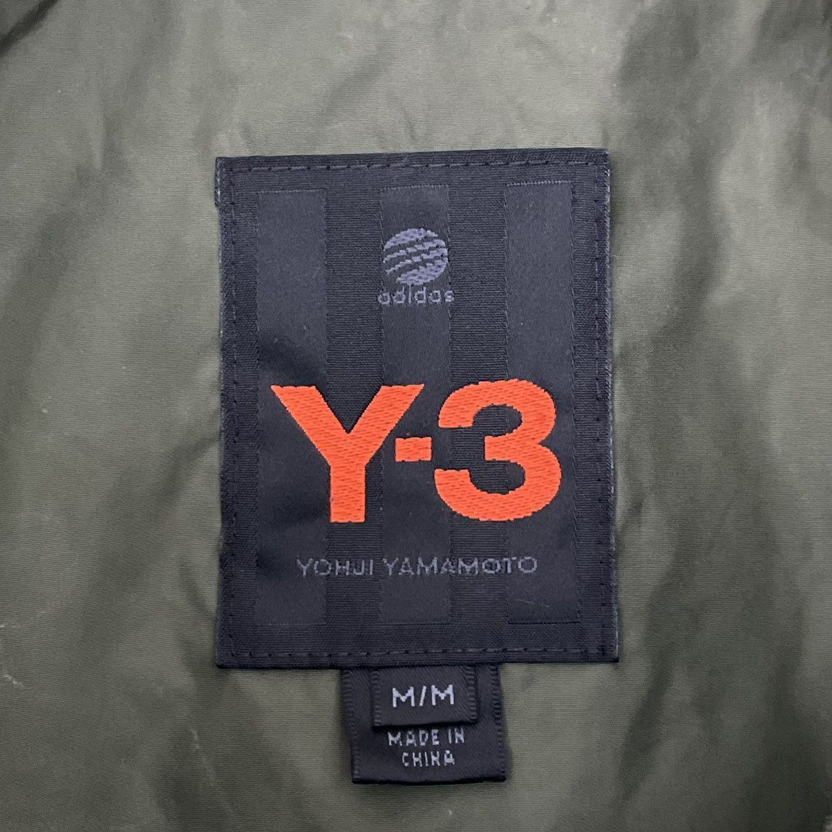 Y-3 Vintage Y-3 Yohji Yamamoto Puffer Zip Vest size M Size US M / EU 48-50 / 2 - 6 Thumbnail