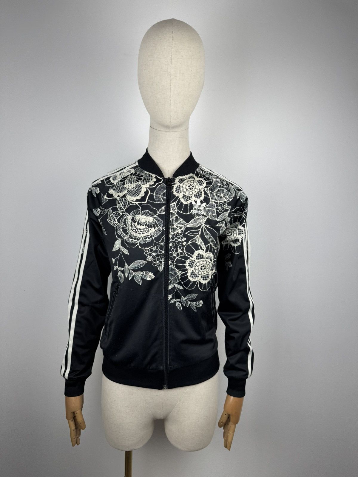 Adidas Women’s Adidas Florido Track Top Jacket Bomber size XS Size XS / US 0-2 / IT 36-38 - 1 Thumbnail