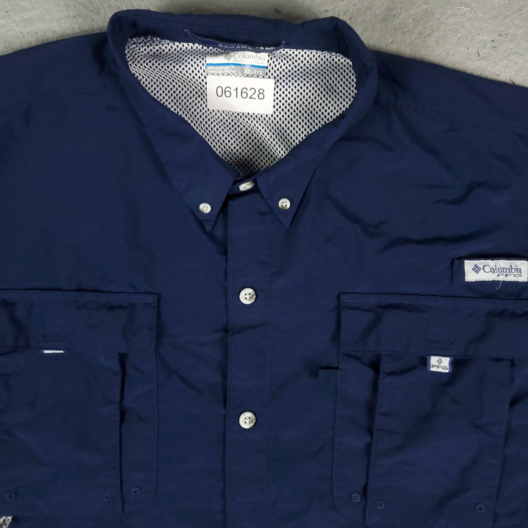 Vintage Columbia Shirt Mens 2XL Navy Blue Vented Fishing Button Up Short Sleeve Size US XXL / EU 58 / 5 - 2 Thumbnail