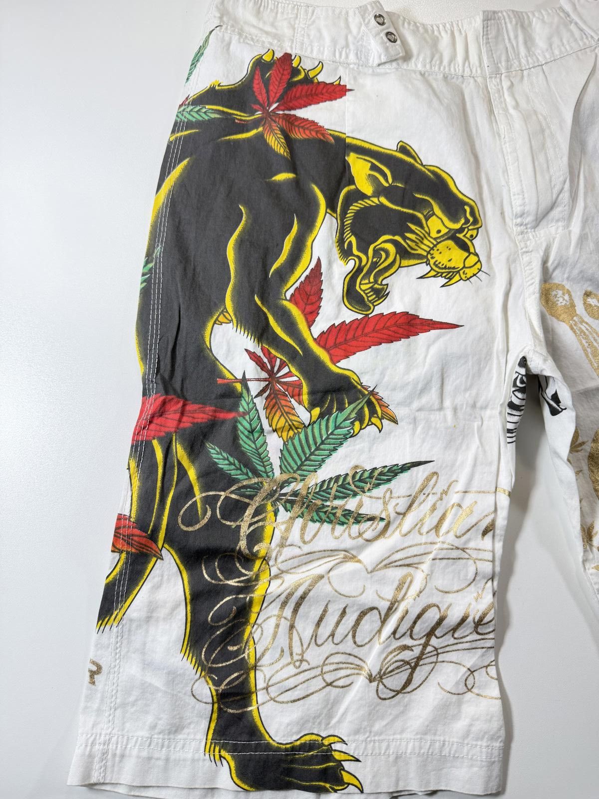 Unknown London Christian Audigier Knee-Length Shorts Panther and Crown M Size US 32 / EU 48 - 3 Thumbnail