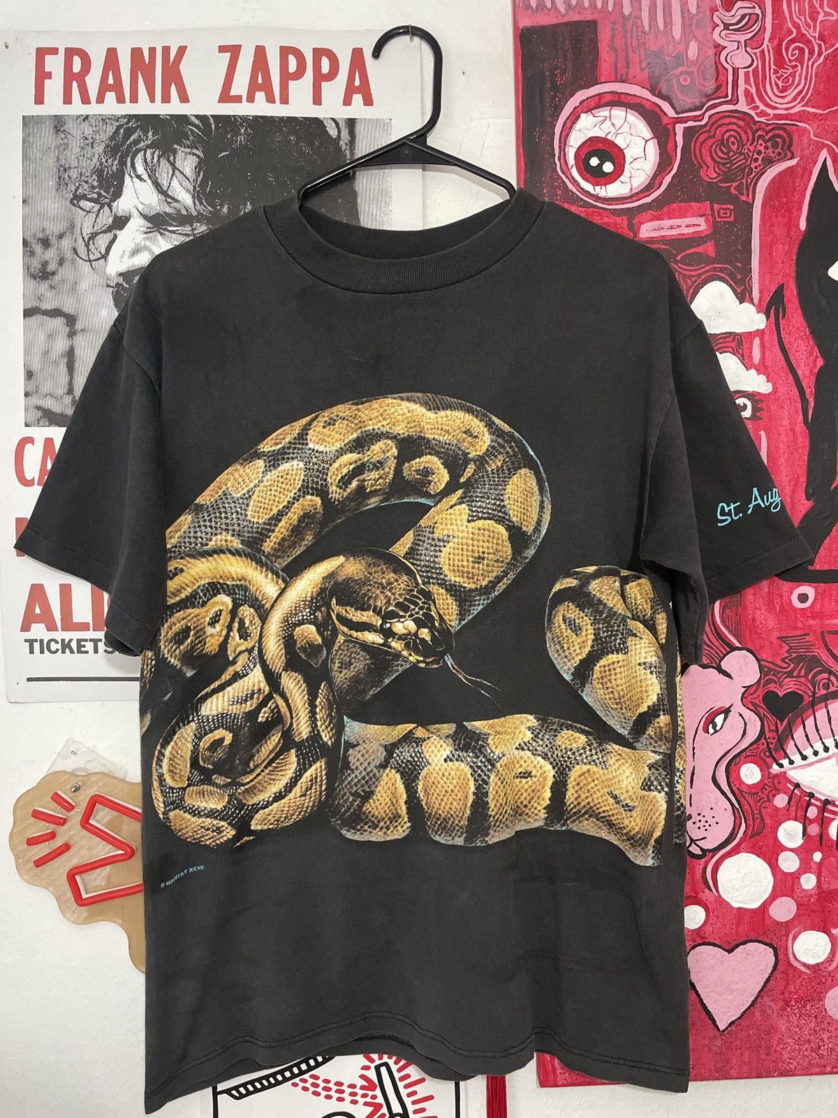 Vintage VINTAGE SNAKE PRINT BIG GRAPHIC Size US L / EU 52-54 / 3 - 5 Thumbnail