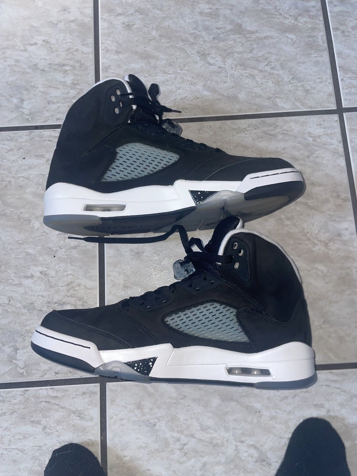 Jordan Brand × Nike Jordan 5 Oreo Size US 10 / EU 43 - 3 Thumbnail