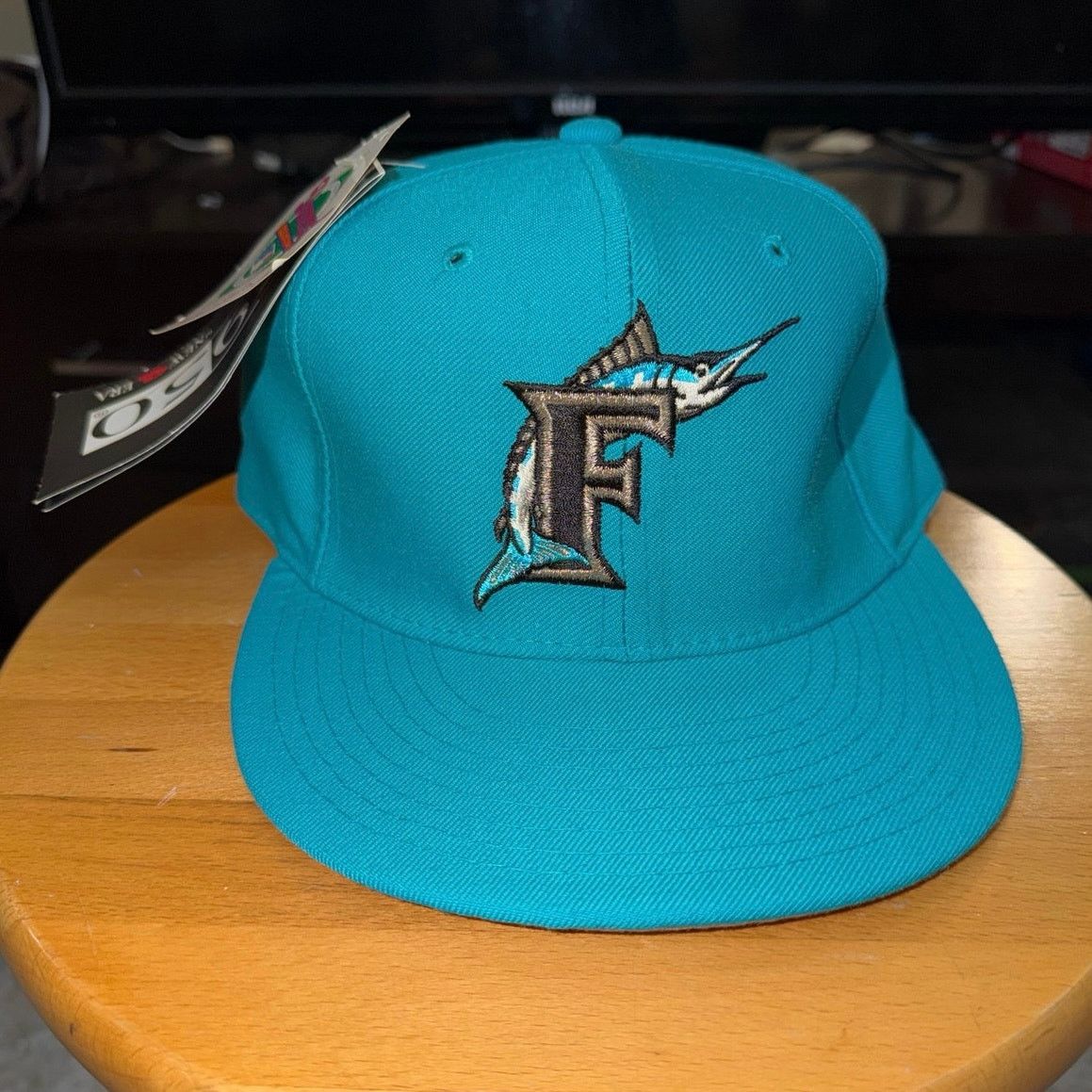 New Era New Era The 59/50 VNTG 90s Florida Marlins Hat Size 71/2 NWT Size ONE SIZE - 1 Thumbnail