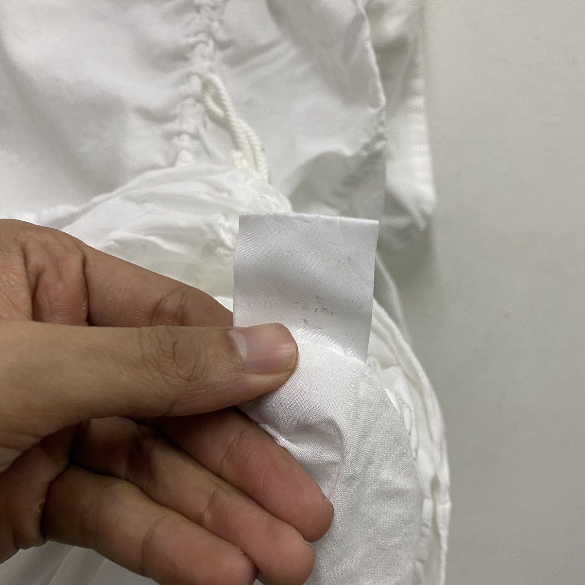 Issey Miyake Issey Miyake White Ruched Button-Up Shirt Size M / US 6-8 / IT 42-44 - 14 Thumbnail