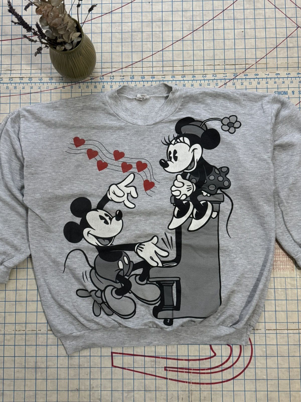 Disney × Mickey Mouse × Vintage Vintage Mickey & Minnie Mouse Piano Graphic Crewneck Women L Size L / US 10 / IT 46 - 4 Thumbnail