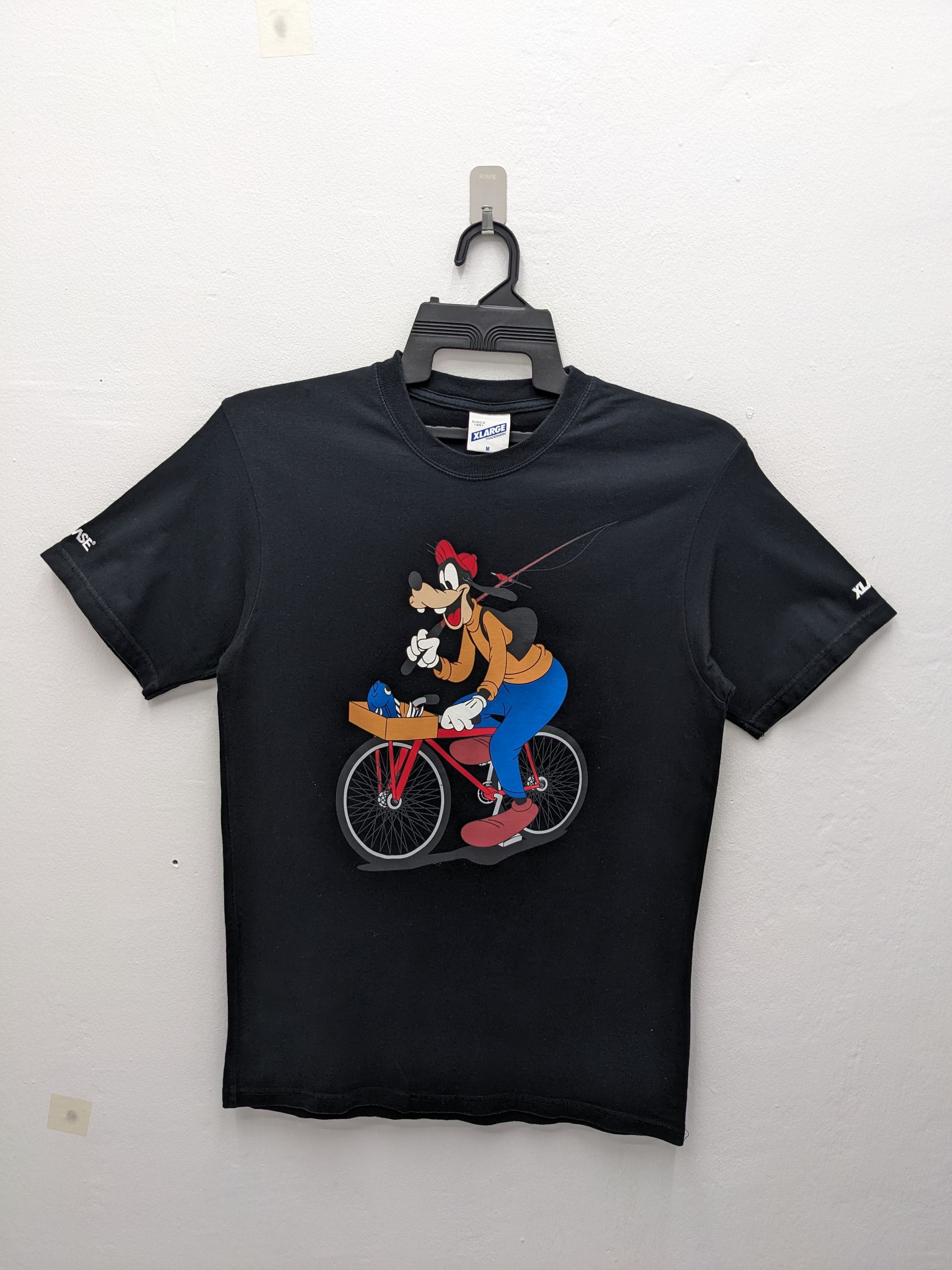 Xlarge XLARGE X DISNEY GOOFY WBASE TSHIRT Size US M / EU 48-50 / 2 - 2 Thumbnail