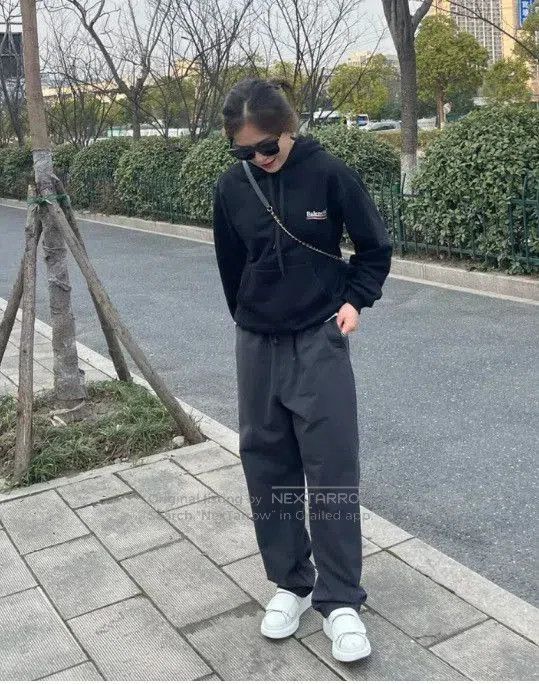 Balenciaga Balenciaga Black Coke Hoodie Sweatshirt. Size US XL / EU 56 / 4 - 5 Thumbnail