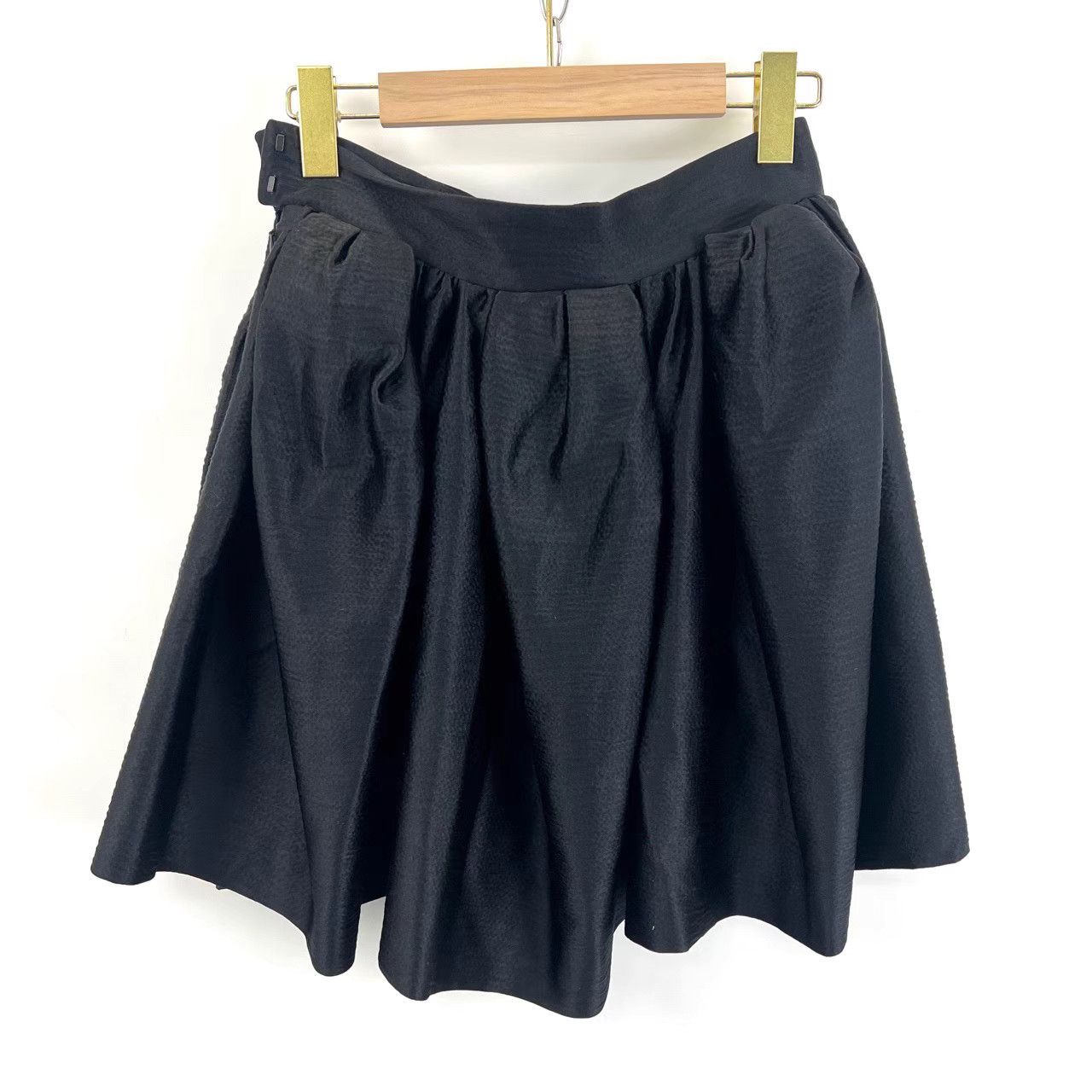 Balenciaga Balenciaga Black Pleated Skirt K12 Size 26" / US 2 / IT 38 - 1 Thumbnail