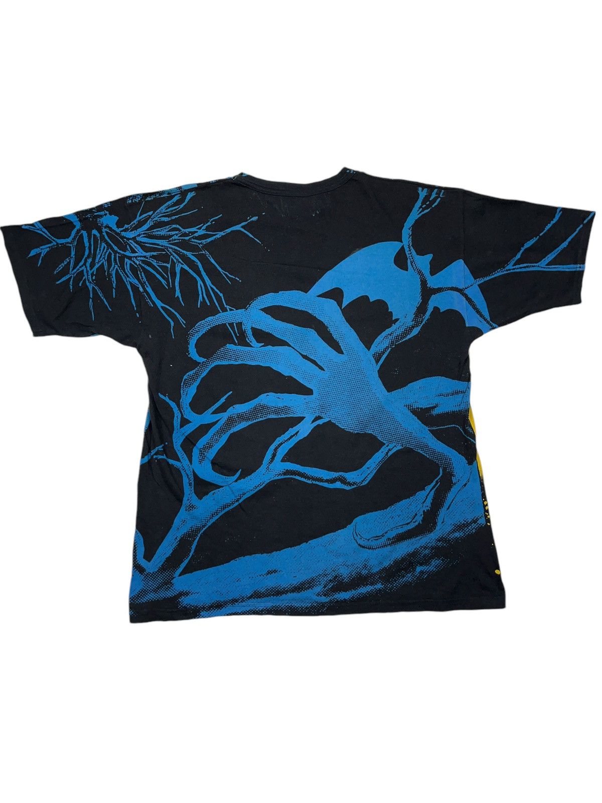 Band Tees × Iron Maiden × Vintage Vintage 1992 Iron Maiden Fear of the Darkness AOP T-shirt Size US XL / EU 56 / 4 - 2 Thumbnail