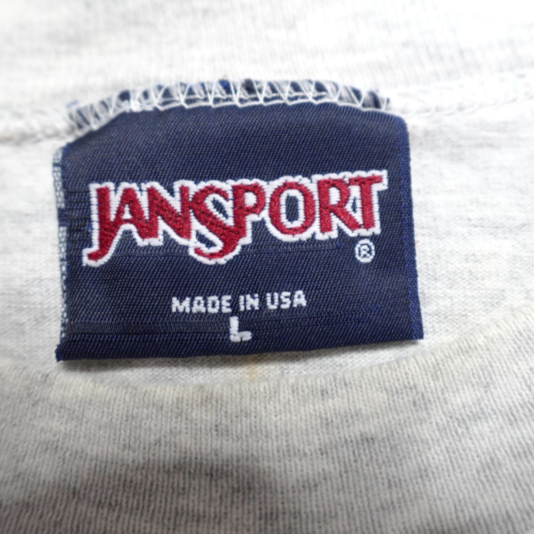 Vintage VINTAGE University of Delaware Shirt Large Gray Jansport Made in USA Men L Gray 1990s Crew Neck Short Sleeve Jersey T-Shirt Size US L / EU 52-54 / 3 - 4 Thumbnail
