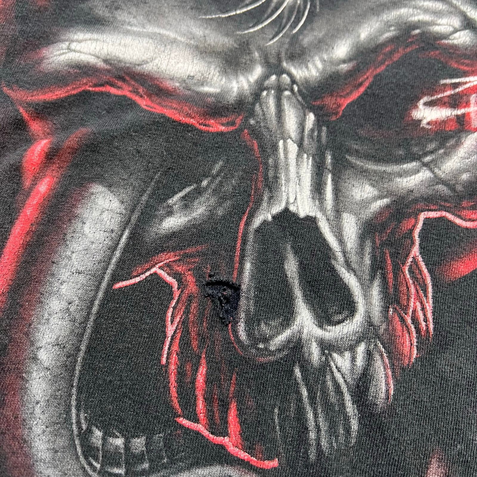 Vintage Vintage Y2K Skull Dragon Sz L Black Short Sleeve distress Size US L / EU 52-54 / 3 - 3 Thumbnail