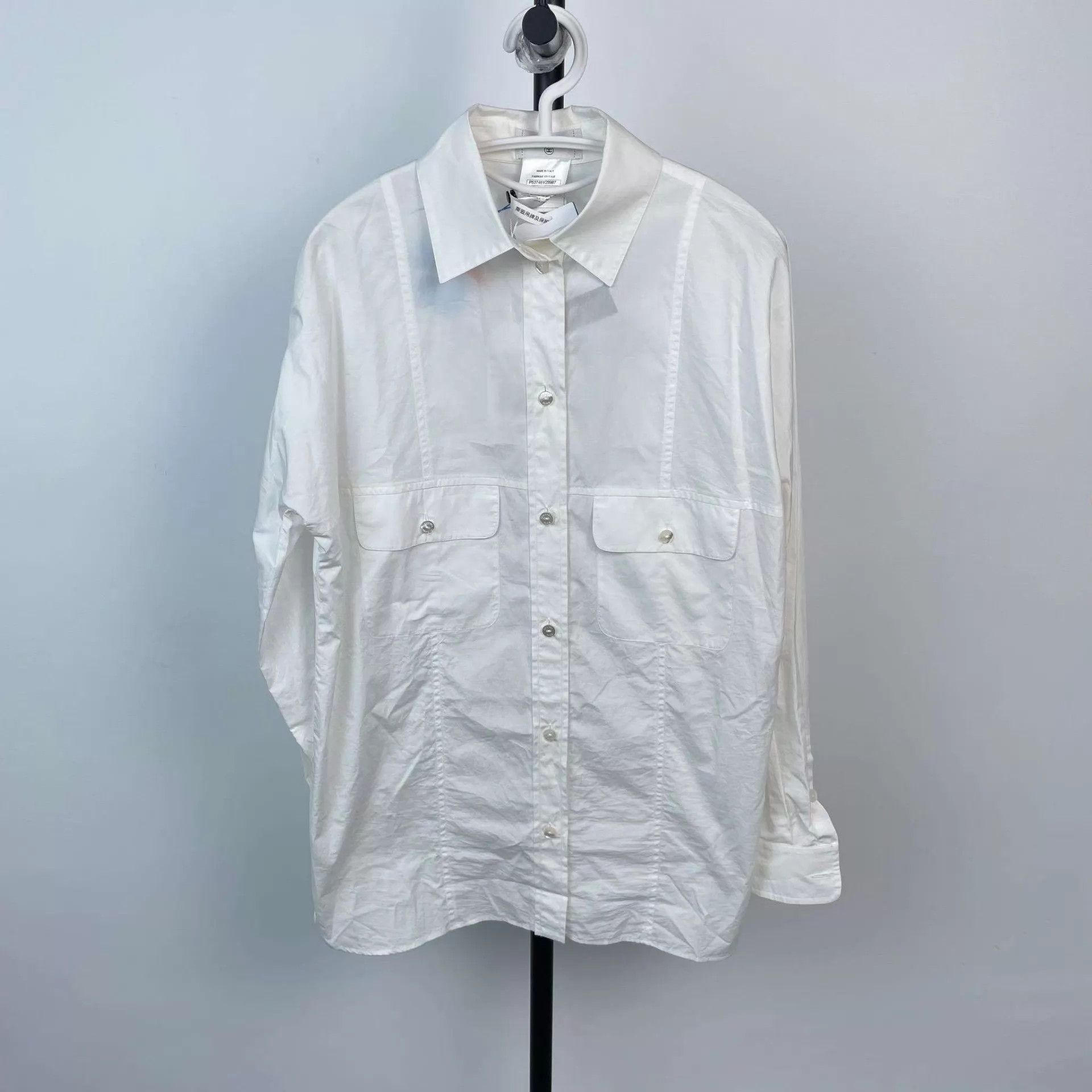 Chanel Chanel White Shirt Size 38 Size S / US 4 / IT 40 - 1 Thumbnail
