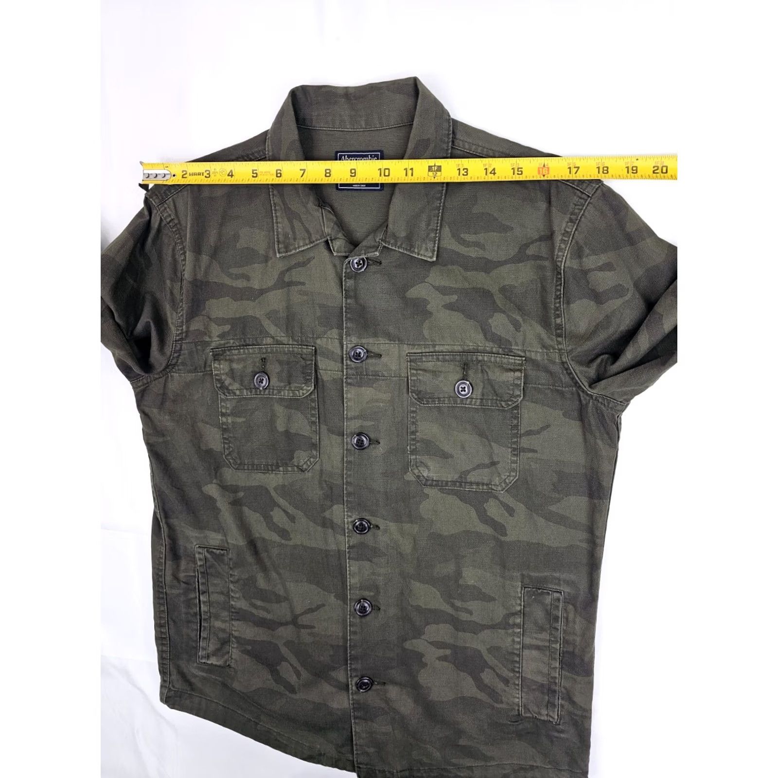Abercrombie & Fitch Abercrombie & Fitch Camouflage Shirt Denim Shacket Men S Olive Green EUC Size US S / EU 44-46 / 1 - 6 Thumbnail