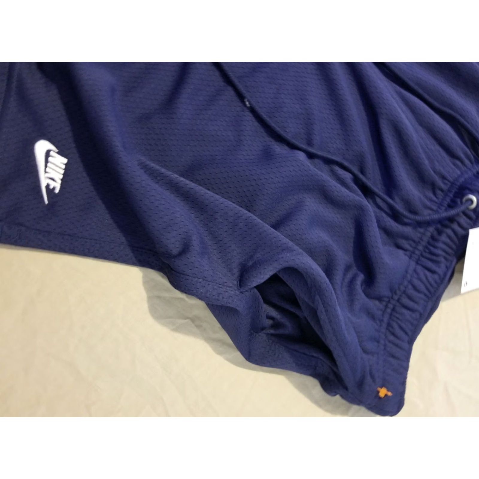 Nike Nike Mens Large Blue Athletic Gym Workout Shorts, Elastic Waist Drawstring, Polyester Size US 33 - 4 Thumbnail